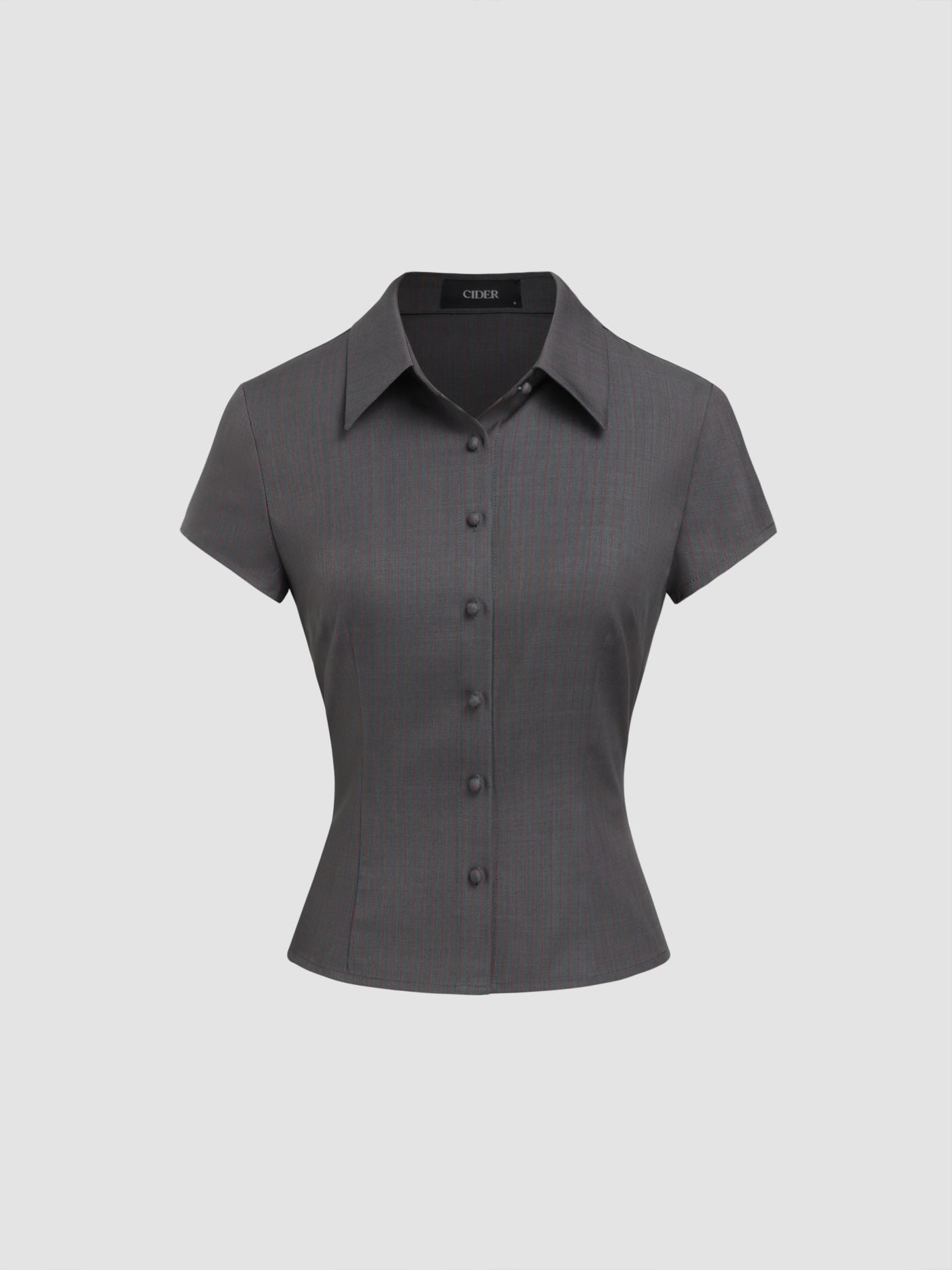 Camicia a maniche corte con righe sul colletto