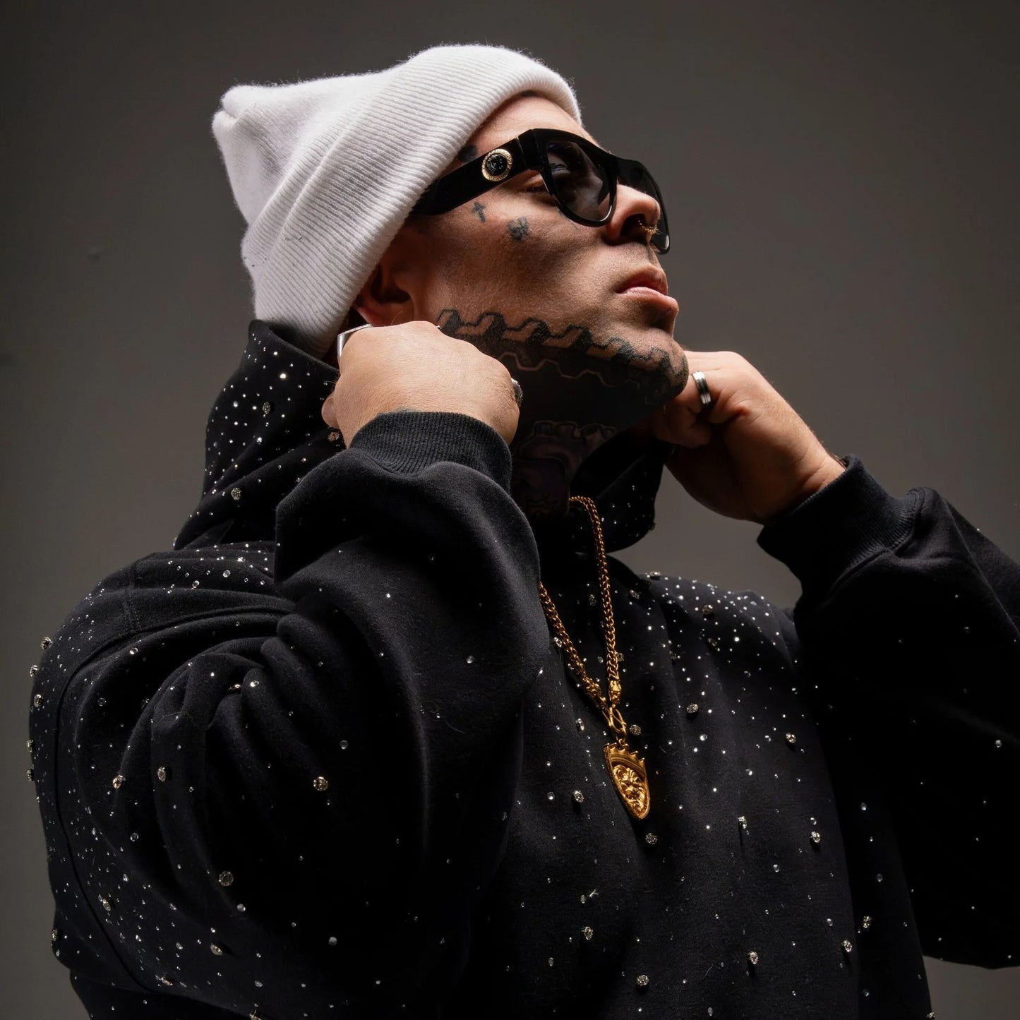 Sudadera con capucha Galaxy de pedrería